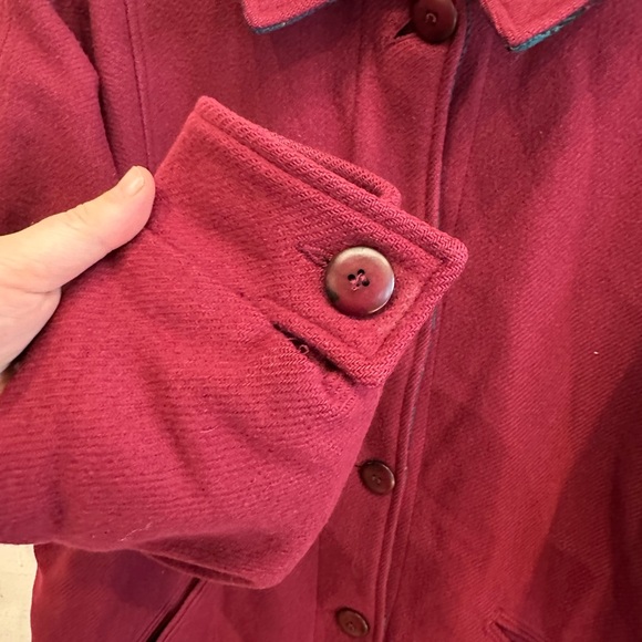 Woolrich Vintage Burgundy Women's Wool Coat Size Medium - Picture 6 of 11